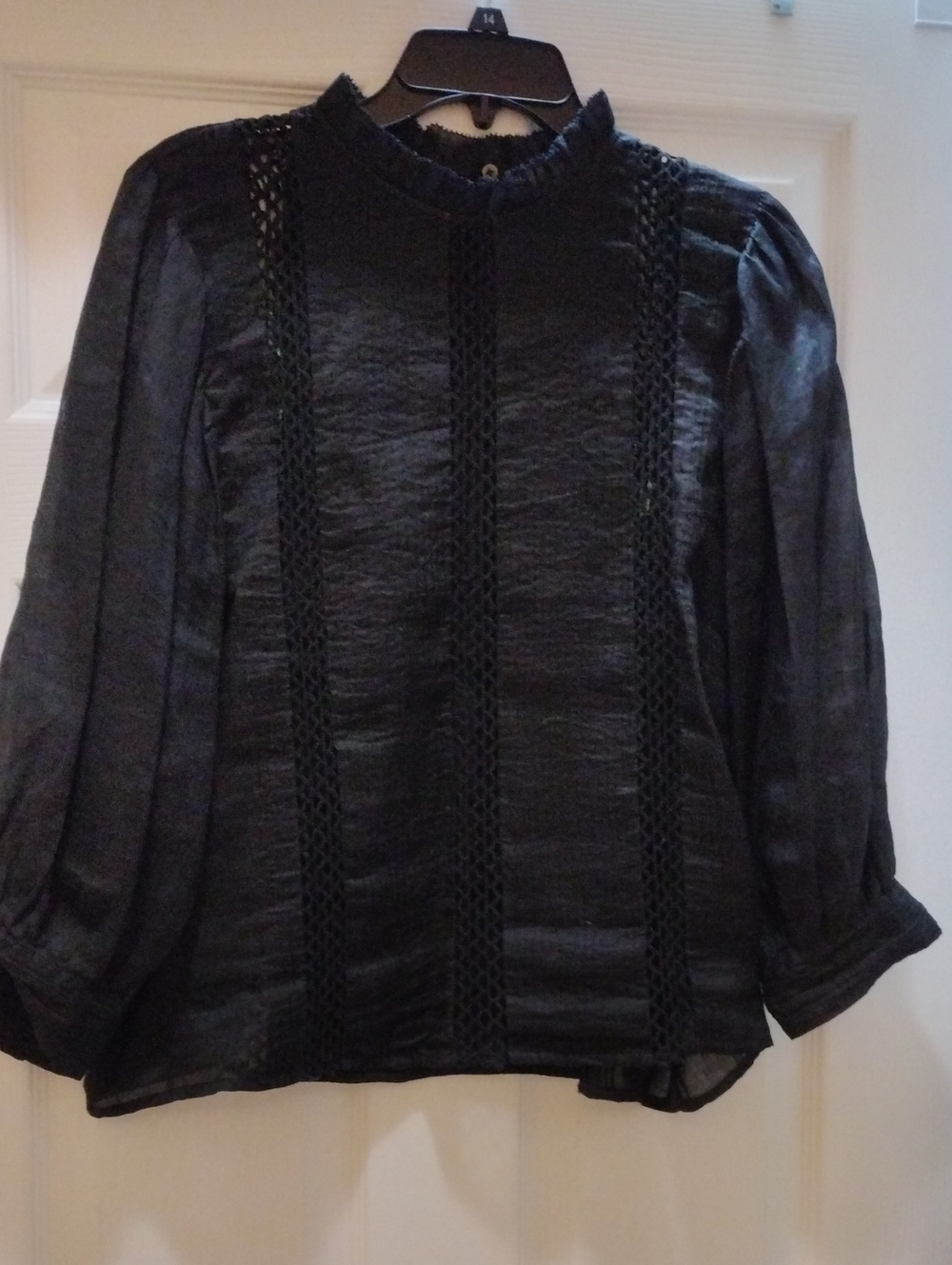 Frame  Black Net Lace-Trim Puff 3/4 Sleeve  And Ruffle And Neck Blouse